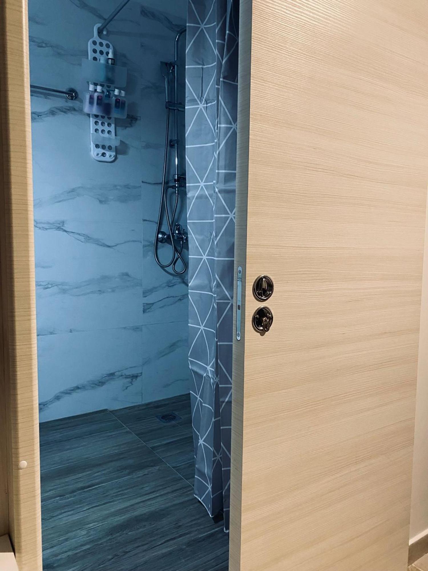 Apartment Independent House At Glyfada *