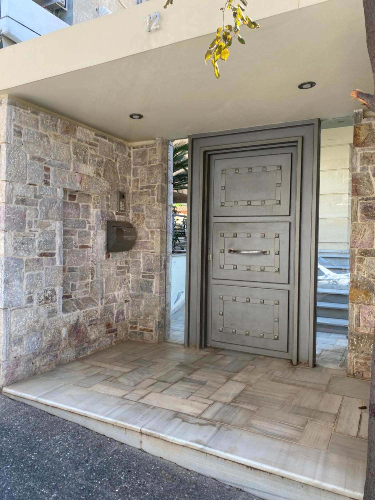 Independent House At Glyfada